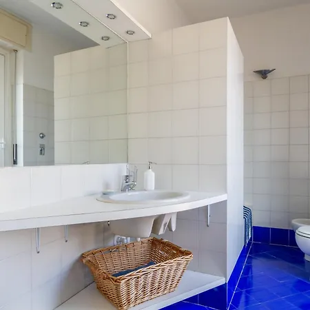 Attico Con Terrazzo Navigli Bocconi - Navigliapartments Διαμέρισμα *