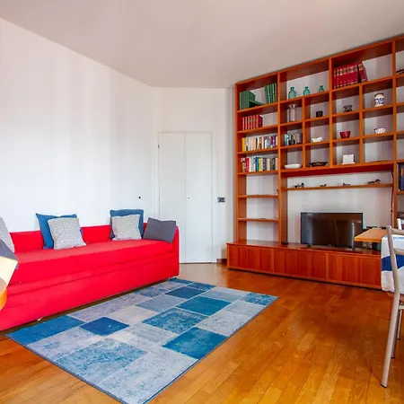 Attico Con Terrazzo Navigli Bocconi - Navigliapartments * Milánó